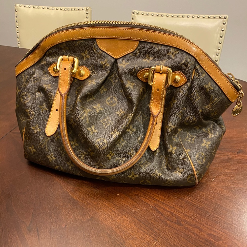 Louis Vuitton Tivoli GM large Handbag purse